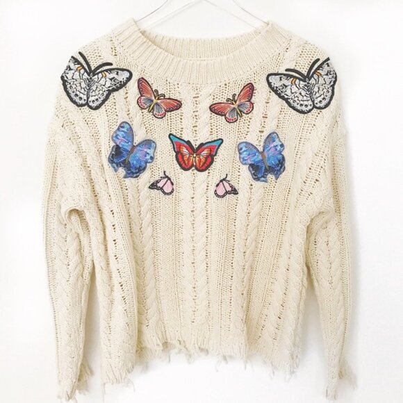 Sunset & Spring Bloomingdales Butterfly Appliqué Fringe Cable Knit Boxy Sweater - Picture 4 of 16